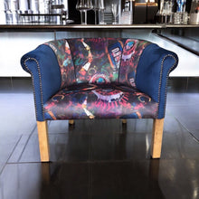 Load image into Gallery viewer, Gallus Accent Chair